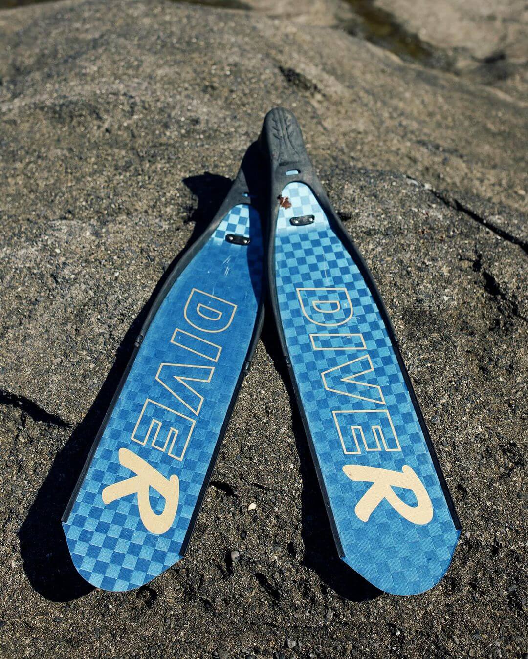 Diving Finf DiveR Australia -#1 Freediving carbon dive fins (HypeTex Blue) – DiveR Fins