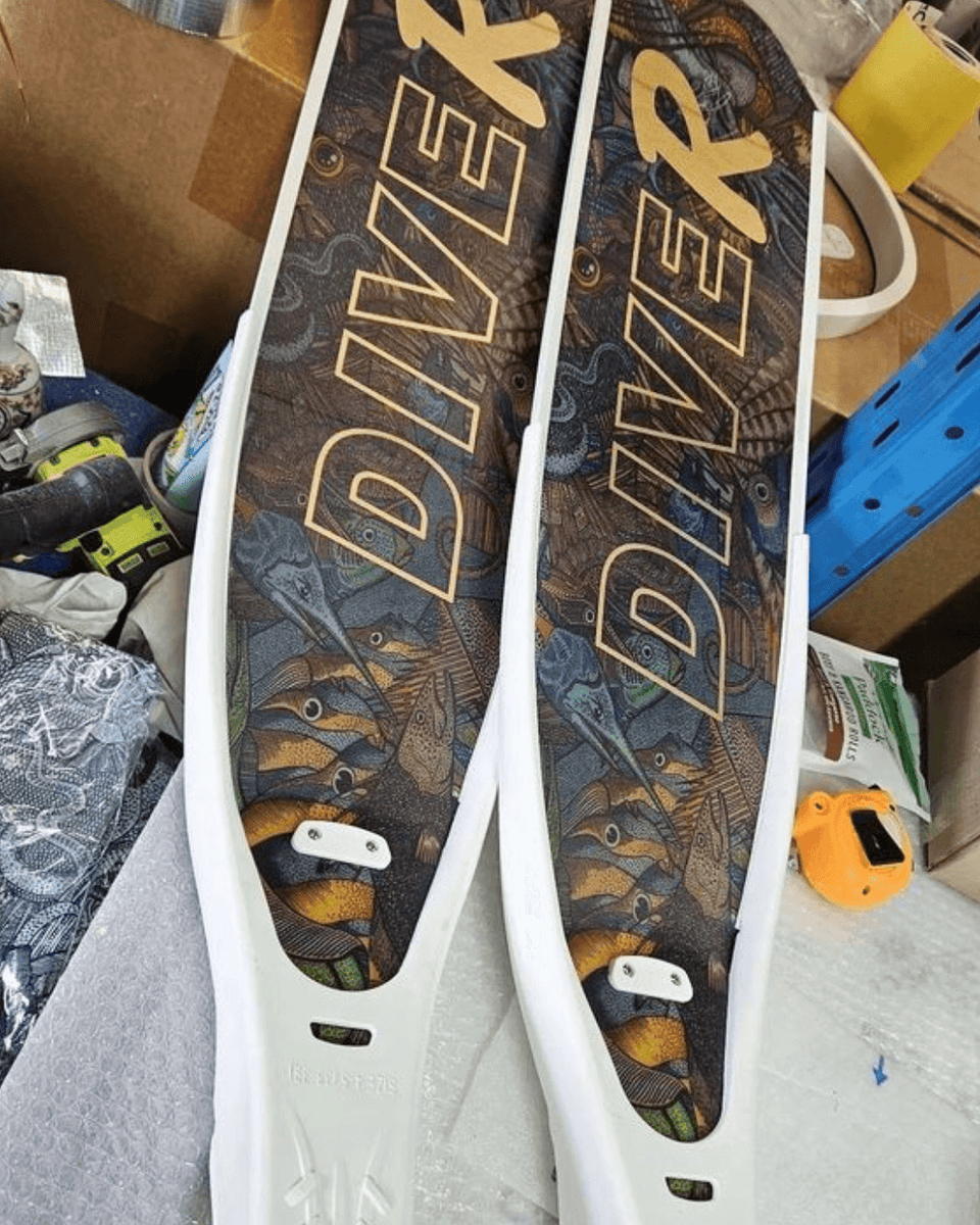 DiveR Australia Fit My Foot Pockets Ocean Hunter (White) DiveR Fins